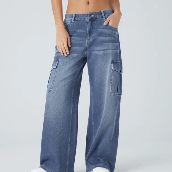 HALARA Denim - Halara Flex, Stretchy Knit Casual Baggy Wide Leg Cargo SIZE L